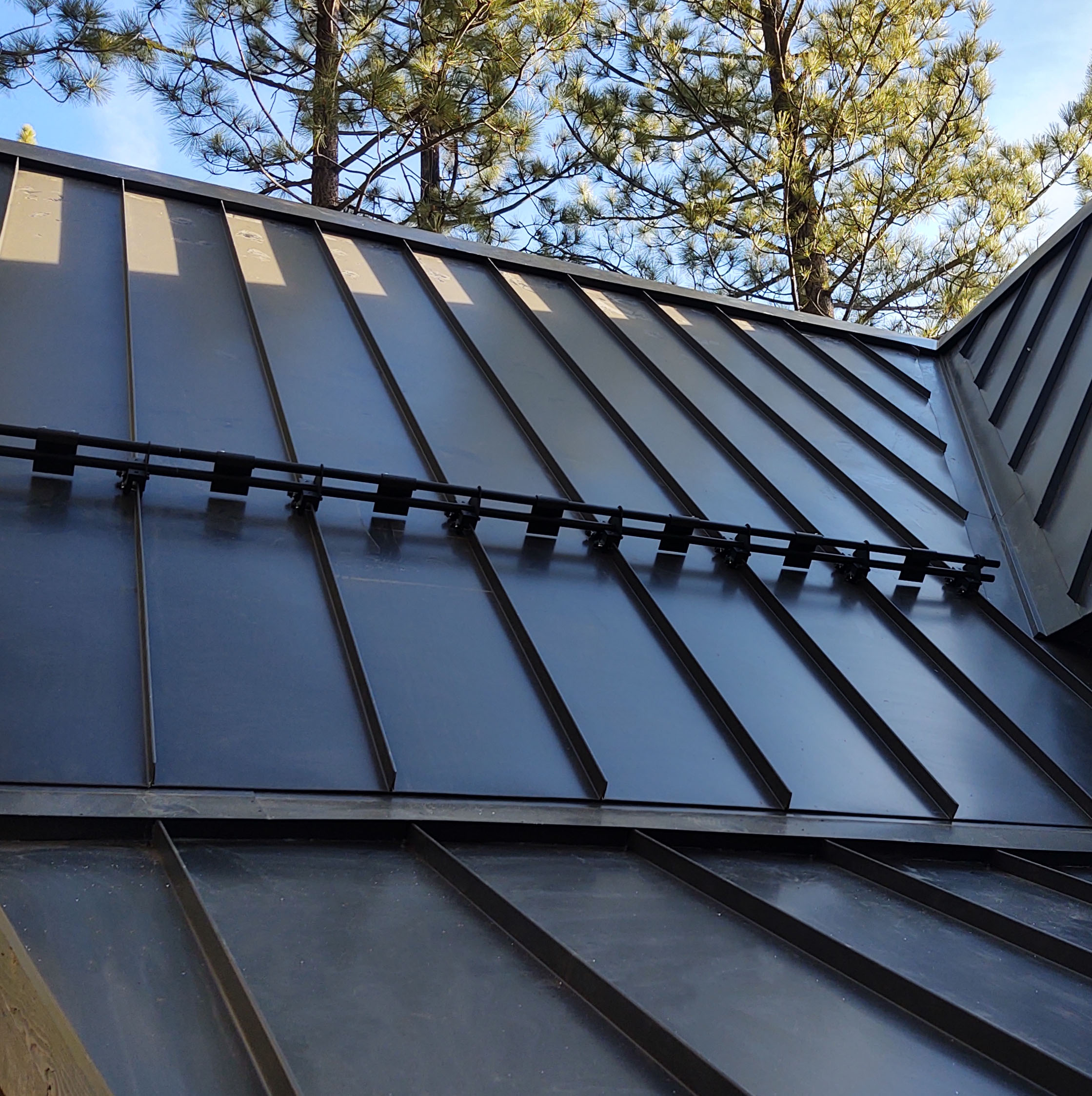 Eaton Standing Seam: Snap-Lock vs Mechanically Seamed